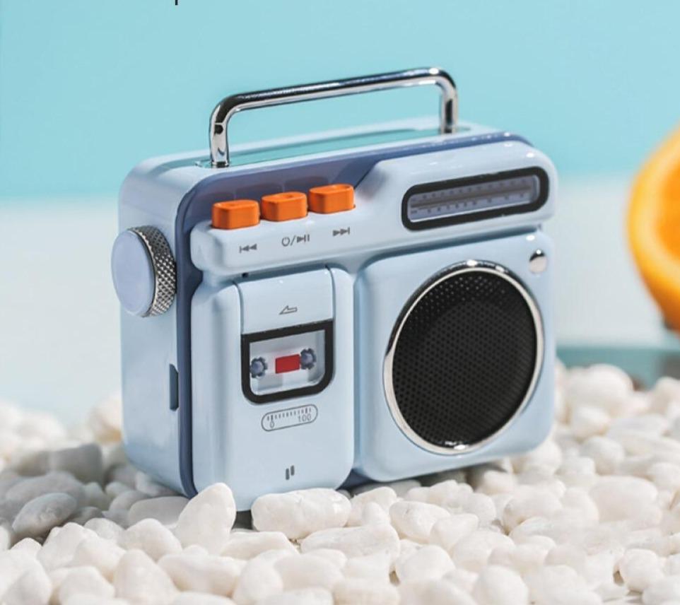 Enceinte Vintage<br> mini Radio K7 Bleu Ciel - Louise Vintage