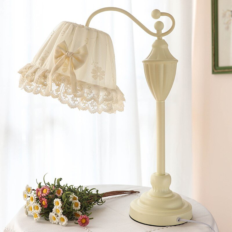 Lampe Blanche Vintage - Louise Vintage