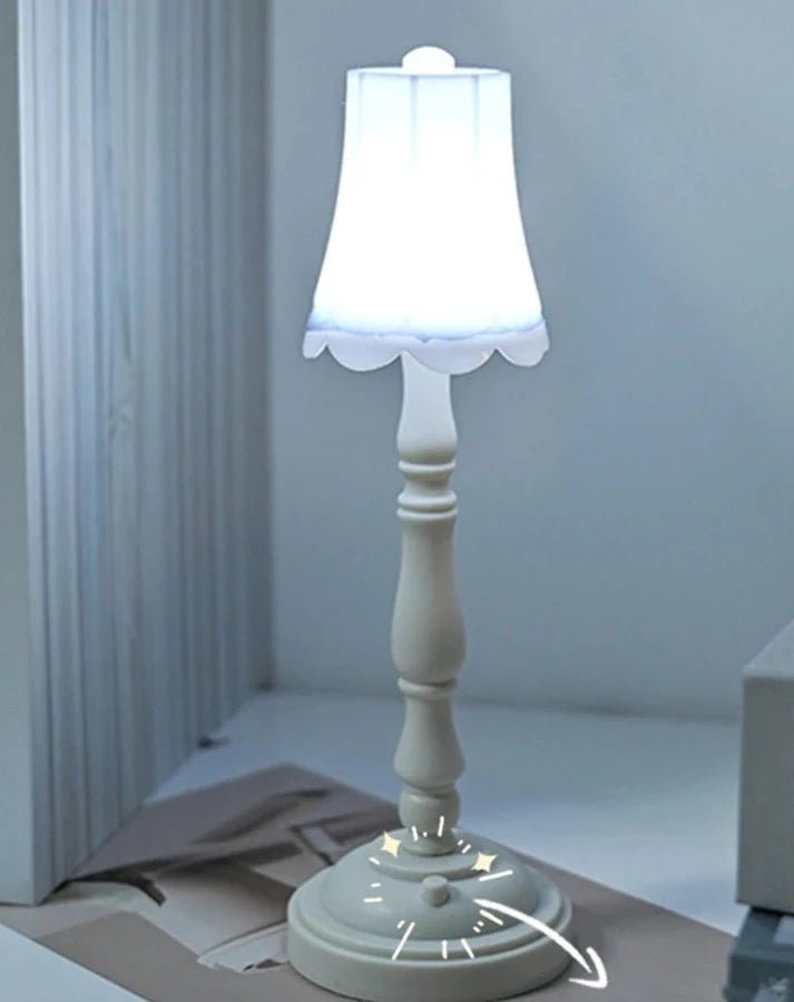 Petite Lampe de Chevet Vintage Blanche - Louise Vintage