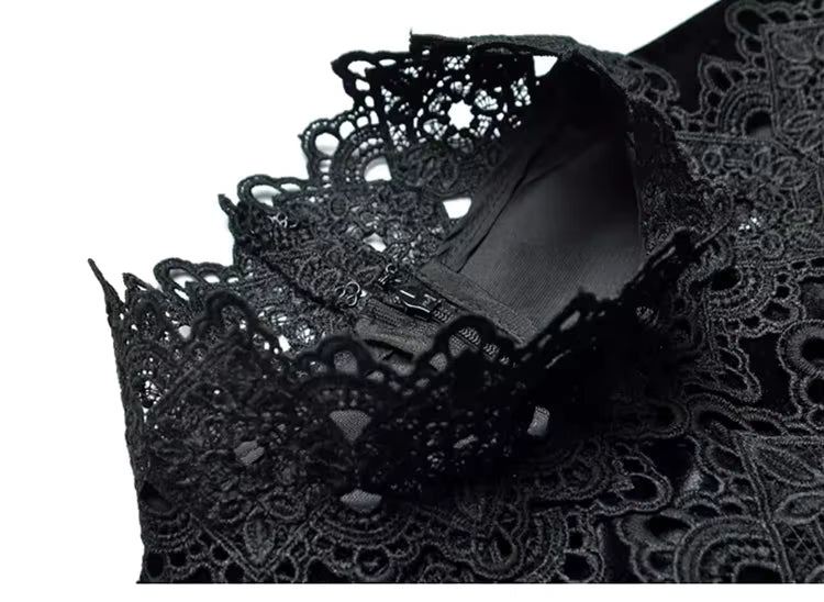 Robe Années 40 Noire Ajourrée