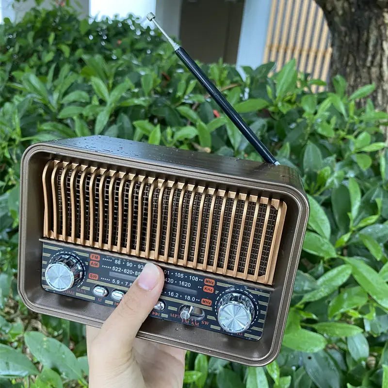 Poste de Radio Vintage - Louise Vintage