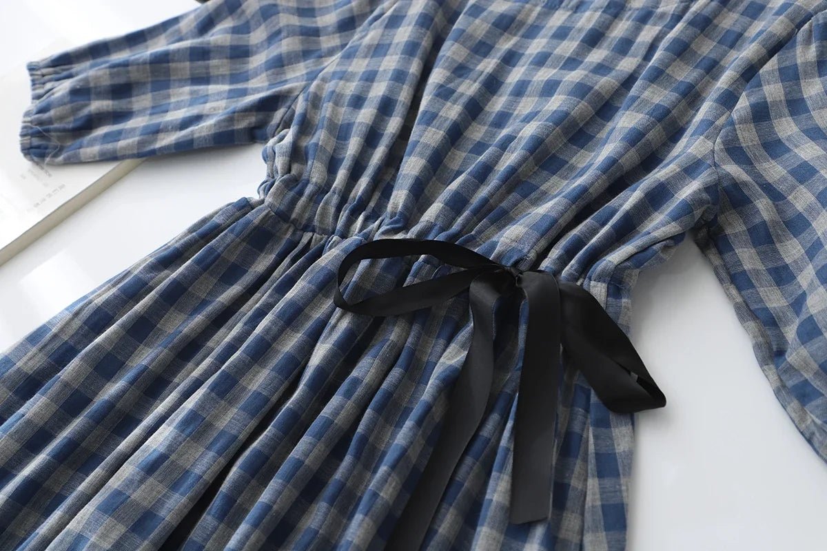 Robe Des Années 70 Bleue et Blanche - Louise Vintage