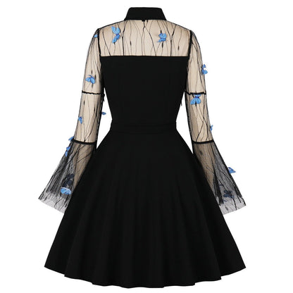 Robe Vintage Grande Taille Noire Fleurs Brodées - Louise Vintage