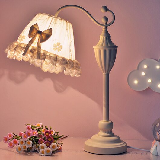 Lampe Blanche Vintage - Louise Vintage