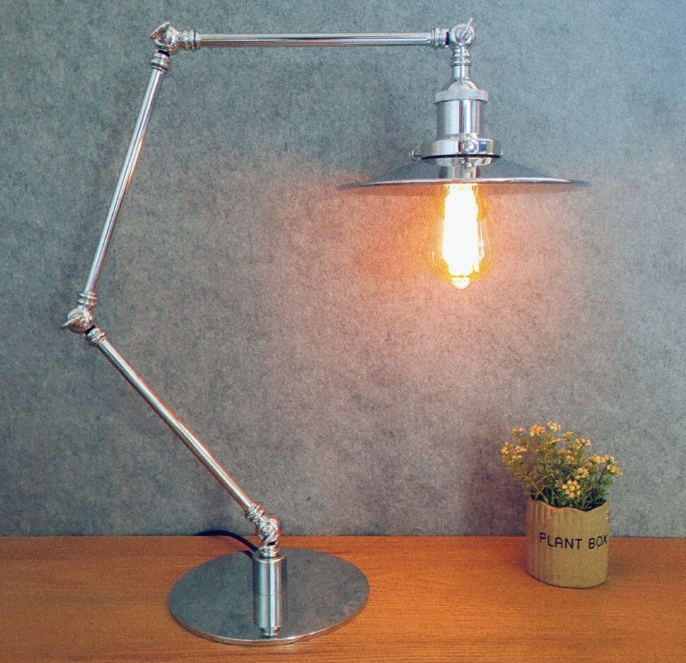 Lampe de Table Industrielle Vintage - Louise Vintage