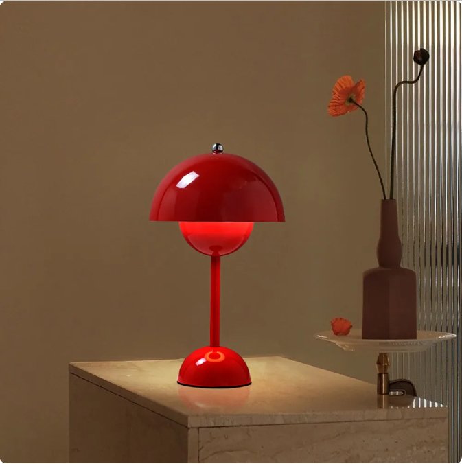 Petite Lampe de Chevet Vintage Rouge - Louise Vintage